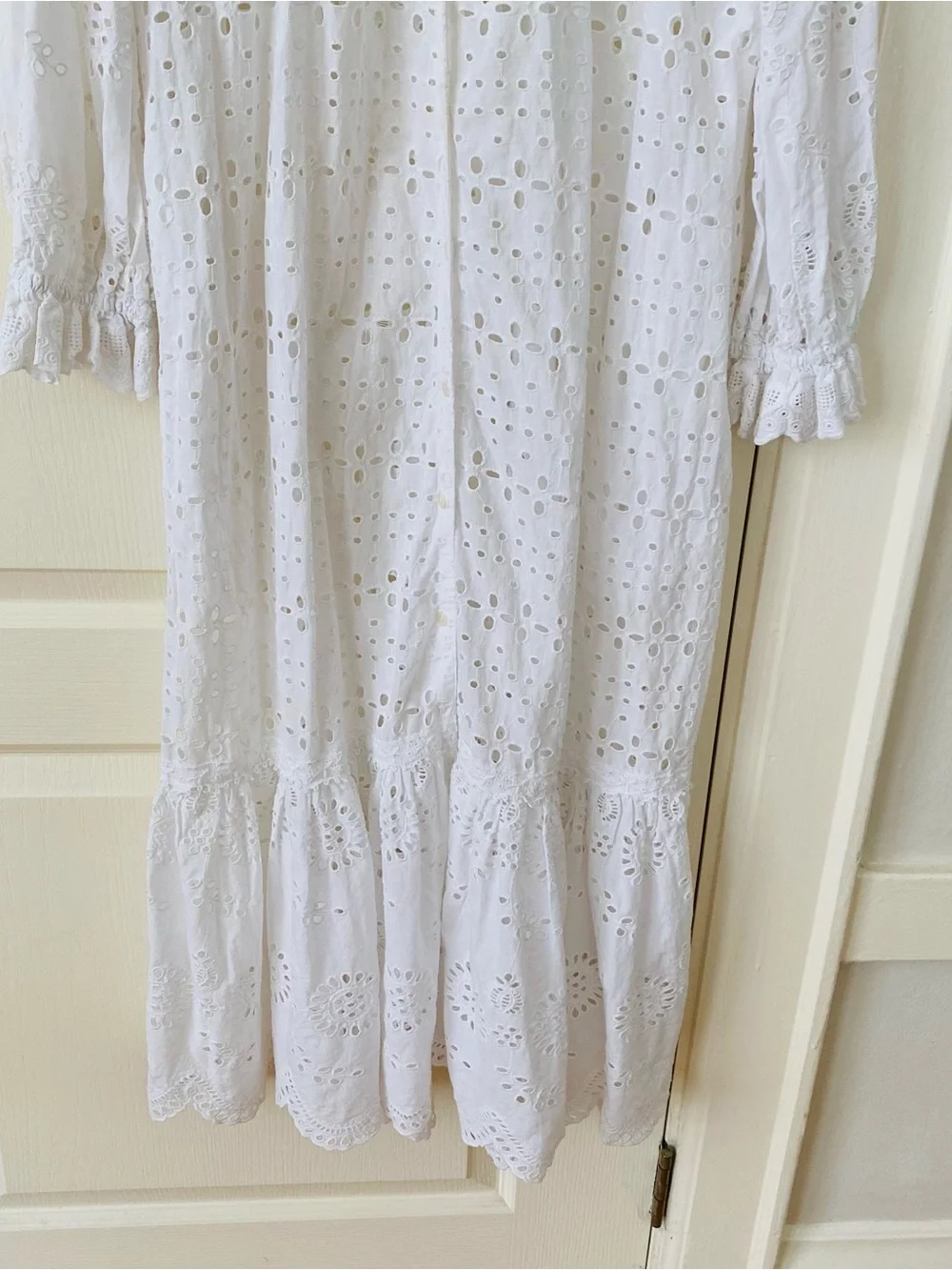 $495 LoveShackFancy Elspeth White Lace Crochet Scalloped Broderie Shirt Dress XS - Picture 6 of 15